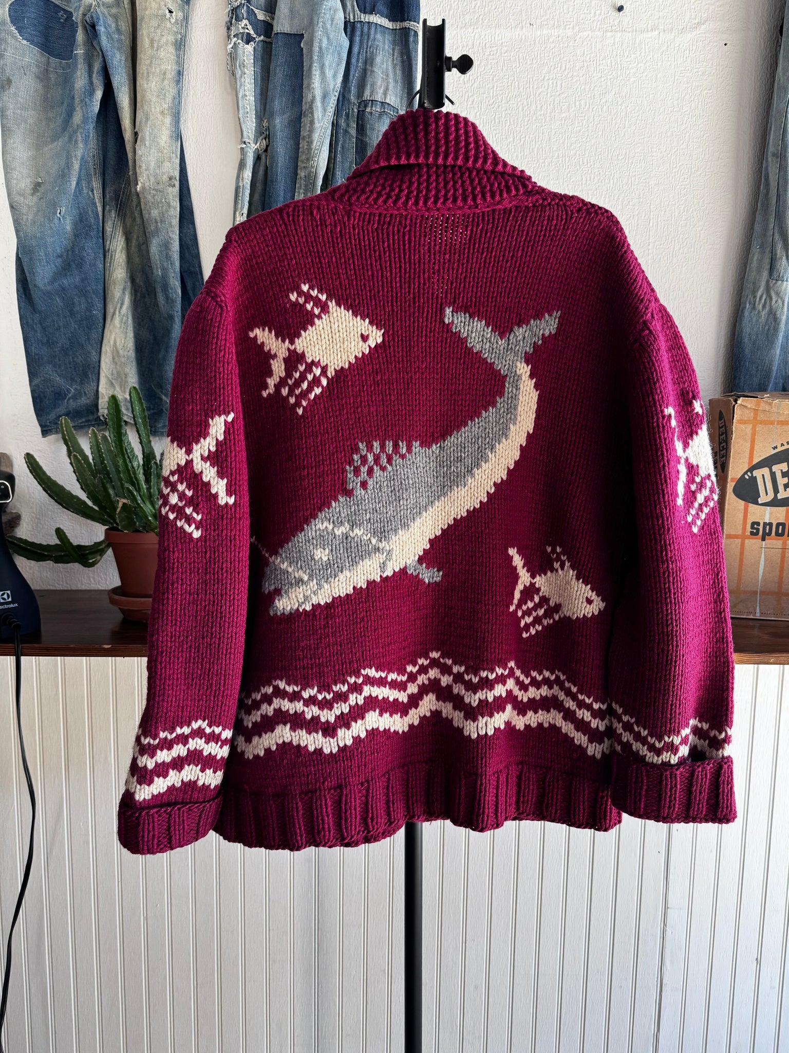 Fish cardigan deals